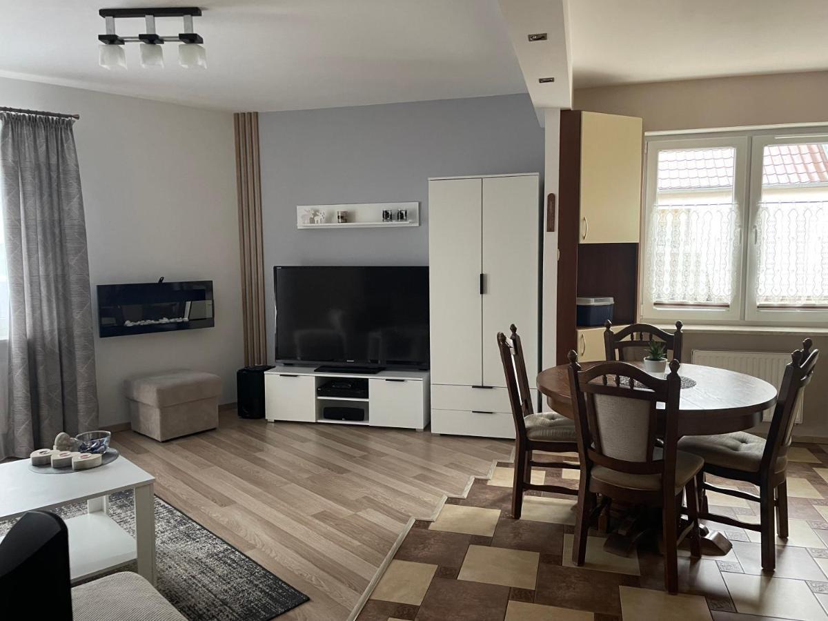 Tila Appartement Wałcz Buitenkant foto